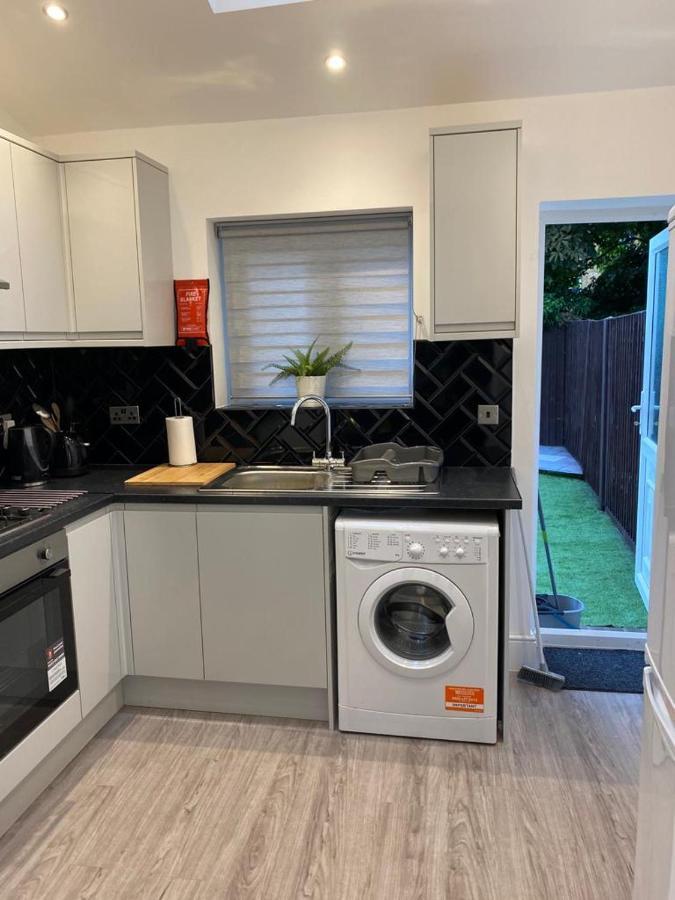 London Flat With Garden Appartement Catford Buitenkant foto