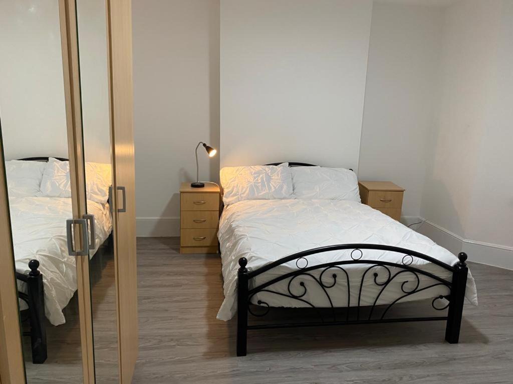 London Flat With Garden Appartement Catford Buitenkant foto